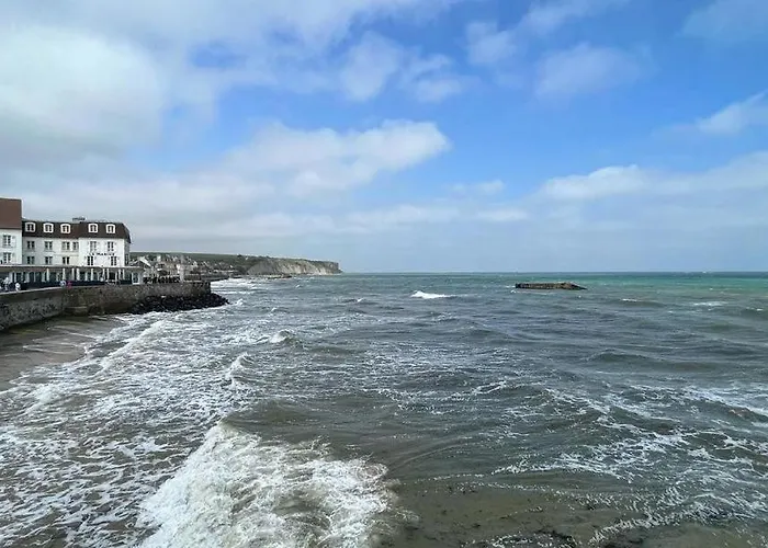 House & Patio By Melrose Tatil Evi