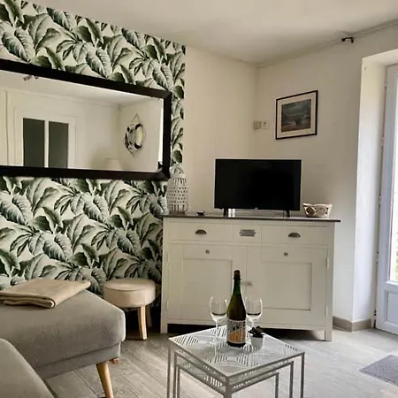 House & Patio By Melrose Casa de Férias *