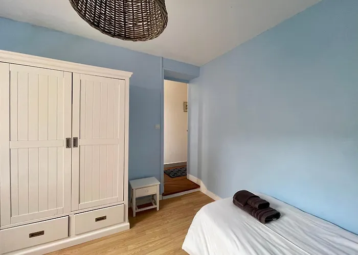 House & Patio By Melrose Feriehus *