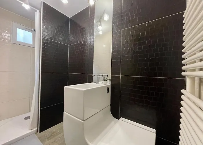 House & Patio By Melrose * Arromanches-les-Bains